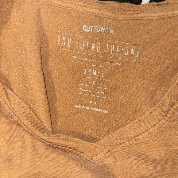 Burnt orange top - Picture 3 of 3